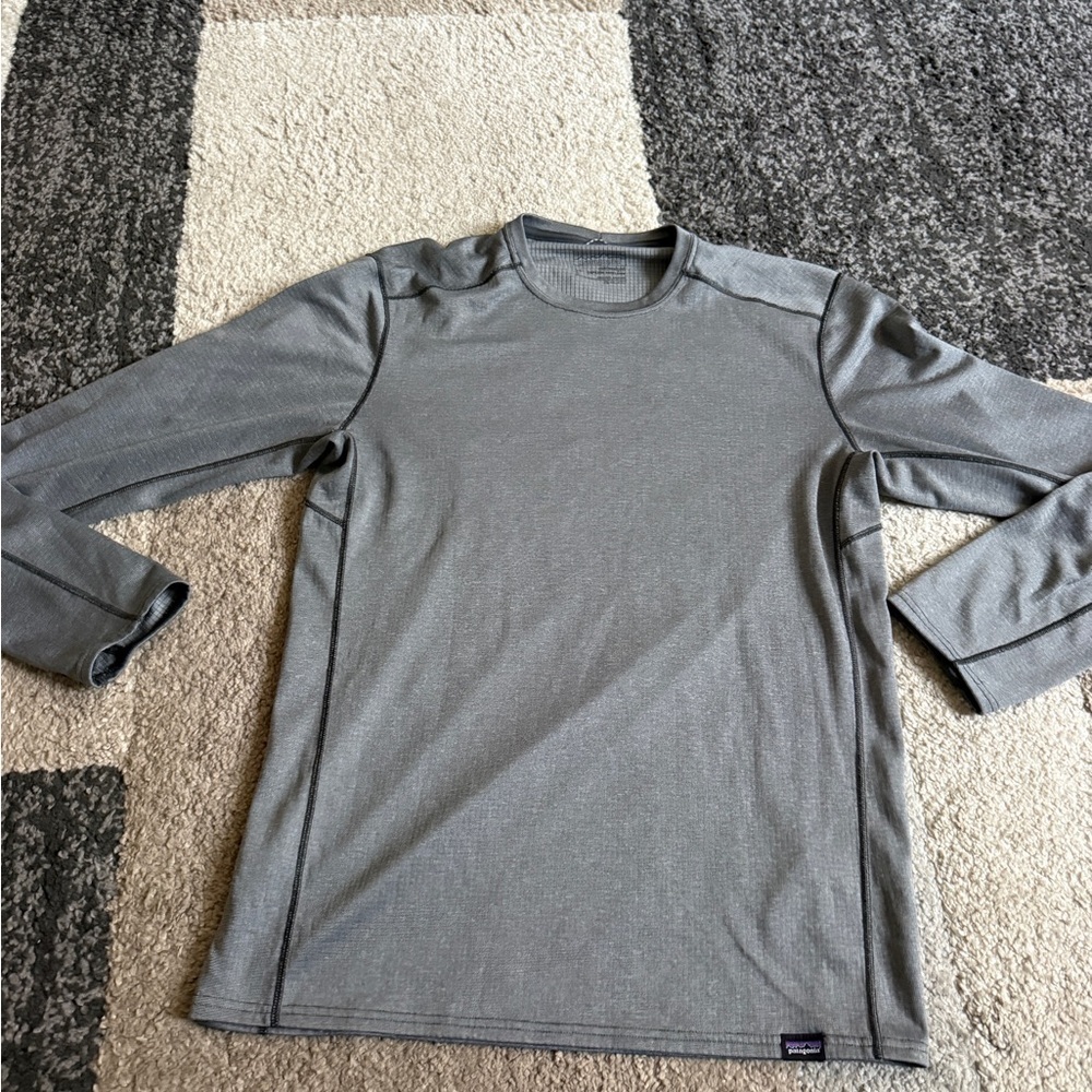 Patagonia Men's Gray midweight Capilene Baselayer Long Sleeve Shirt- Small - Picture 1 of 5
